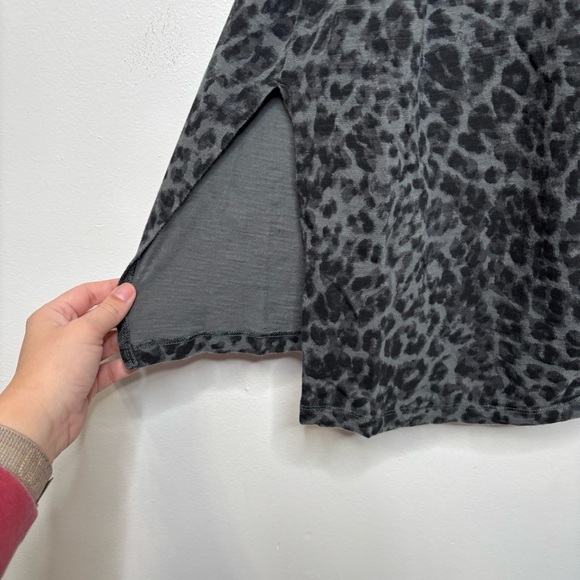 Old Navy Women’s Leopard Print Slub Knit Waist-Defined Midi Dress M Gray Animal - Picture 8 of 11